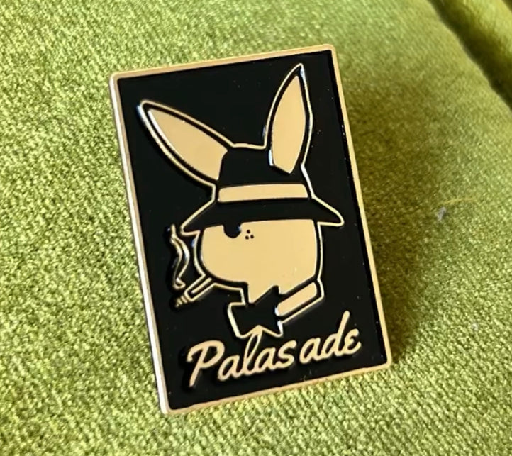 PALASADE "PLAYERS CLUB" PIN